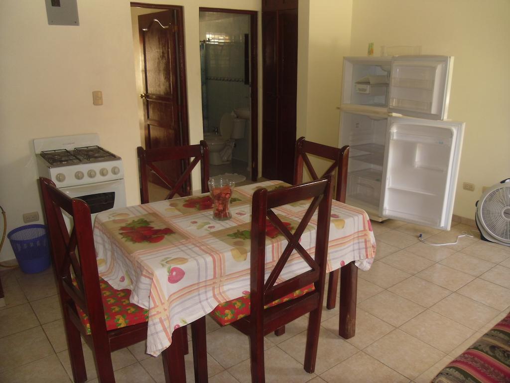 Residencial El Mirador Aparthotel Boca Chica Quarto foto